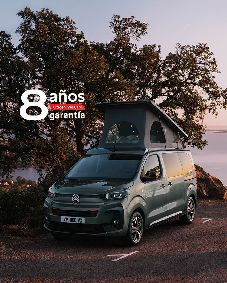 Citroën Holidays parke dinf front of the sea