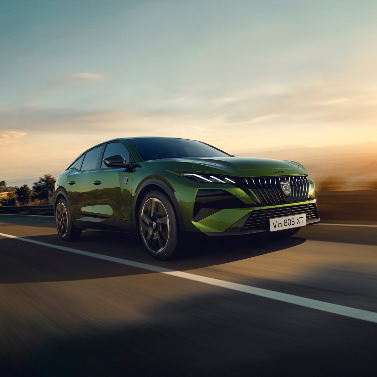 Peugeot 408 Hybrid vista frontale